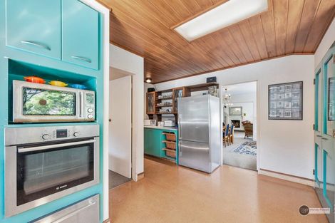 Photo of property in 2 Lady Bell Grove, Lowry Bay, Lower Hutt, 5013