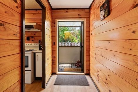 Photo of property in 1 Darroch Street, Fairy Springs, Rotorua, 3015