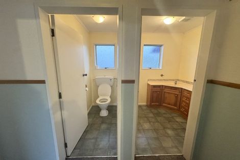 Photo of property in 8 Kew Grove, Wainuiomata, Lower Hutt, 5014