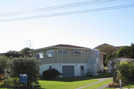 Photo of property in 165 Harbour Road, Ohope, 3121
