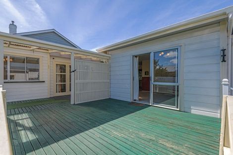 Photo of property in 1 Bryant Street, Takaro, Palmerston North, 4412