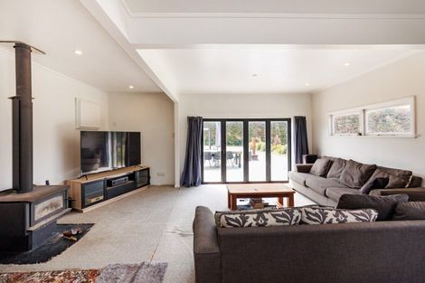 Photo of property in 17 Raumai Road, Bulls, 4894