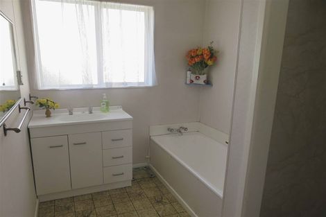 Photo of property in 92 Morton Street, Georgetown, Invercargill, 9812