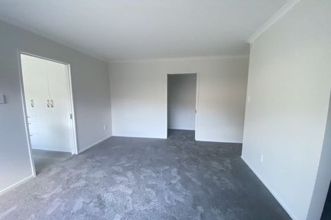Photo of property in 15 Vanderbilt Parade, Albany, Auckland, 0632