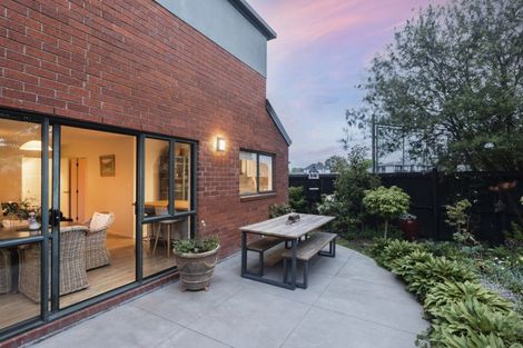 Photo of property in 3/15 Coles Place, St Albans, Christchurch, 8014