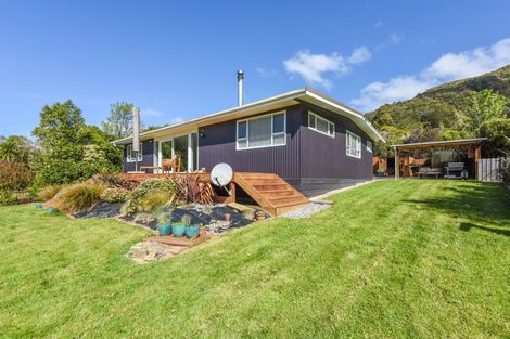 Photo of property in 50 Moenui Road, Havelock, Picton, 7281