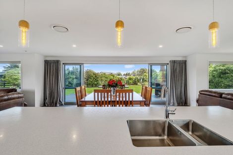Photo of property in 17 Westwood Drive, Aokautere, Palmerston North, 4471