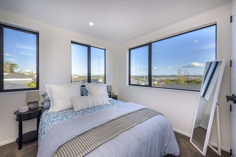 Photo of property in 20 Balthazar Road, Kumeu, 0810
