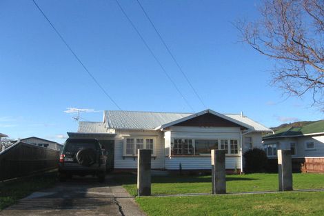 Photo of property in 25 Guthrie Street, Waterloo, Lower Hutt, 5011