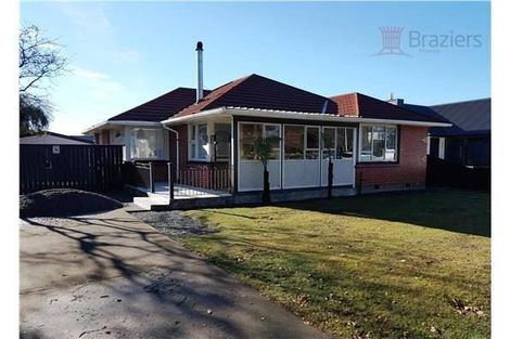 Photo of property in 338 Memorial Avenue, Burnside, Christchurch, 8053