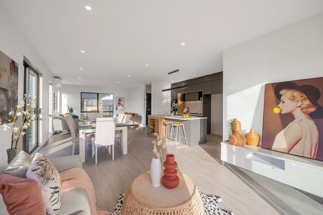 Photo of property in 14 Cutfield Lane, Kumeu, 0810