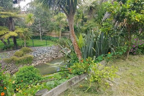 Photo of property in 480a Beach Road, Murrays Bay, Auckland, 0630