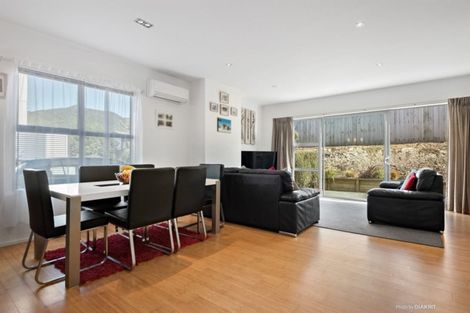 Photo of property in 75 Saddleback Grove, Karori, Wellington, 6012