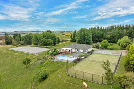 Photo of property in 1222 Taihape Road, Sherenden, Hastings, 4179