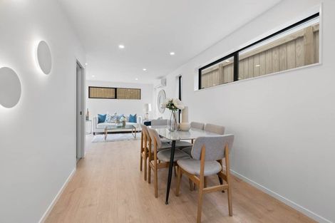 Photo of property in 70c Bond Crescent, Forrest Hill, Auckland, 0620