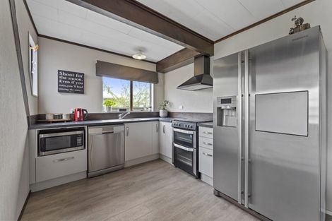 Photo of property in 8 Wild Street, Feilding, 4702