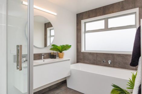 Photo of property in 8 Roots Street West, Feilding, 4702