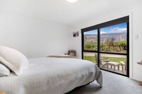 Photo of property in 54 Swann Road, Cromwell, 9384