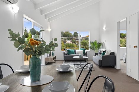 Photo of property in 38 Sunvale Place, Gate Pa, Tauranga, 3112