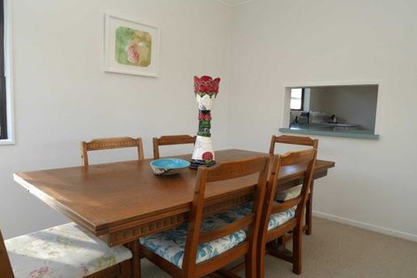 Photo of property in 79 Queens Road, Waikanae Beach, Waikanae, 5036