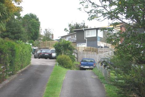Photo of property in 2/27 Lingfield Street, Glenfield, Auckland, 0629
