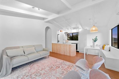 Photo of property in 2/71 Anich Road, Massey, Auckland, 0614