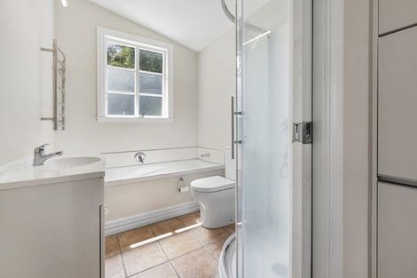 Photo of property in 113 Glenmore Street, Kelburn, Wellington, 6012