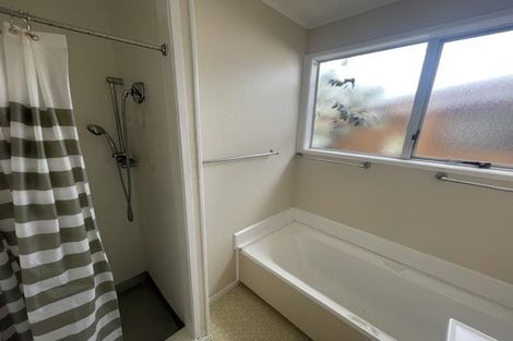 Photo of property in 8 Luanda Drive, Ranui, Auckland, 0612