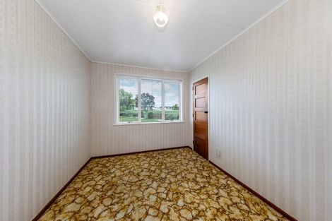Photo of property in 16 Alamein Terrace, Mount Albert, Auckland, 1025