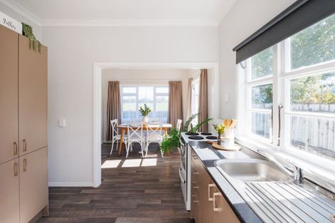 Photo of property in 230a Tremaine Avenue, Highbury, Palmerston North, 4412