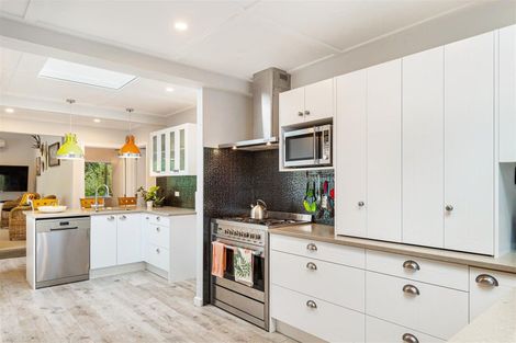 Photo of property in 46 The Circle, Manly, Whangaparaoa, 0930