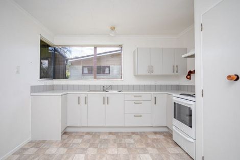 Photo of property in 9 Mcphee Street, Dannevirke, 4930