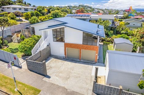 Photo of property in 4 Protea Street, Maungaraki, Lower Hutt, 5010