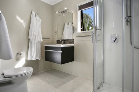 Photo of property in 262 Shakespeare Street, Leamington, Cambridge, 3432