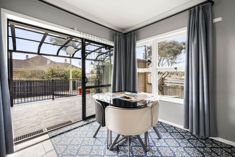 Photo of property in 21 Orams Road, Hillpark, Auckland, 2102