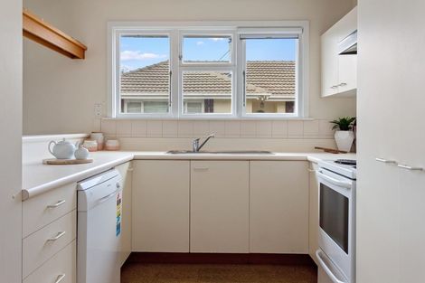 Photo of property in 1/180 Avonhead Road, Avonhead, Christchurch, 8042