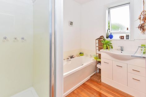 Photo of property in 12 Harper Street, Papakura, 2110