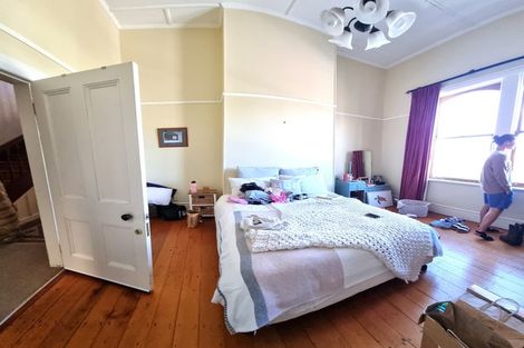 Photo of property in 18 Macdonald Crescent, Te Aro, Wellington, 6011