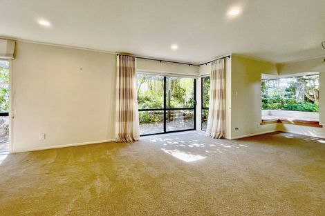 Photo of property in 17a Karetu Road, Greenlane, Auckland, 1051