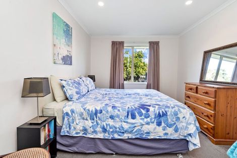 Photo of property in 52 Tamure Place, Ruakaka, 0116