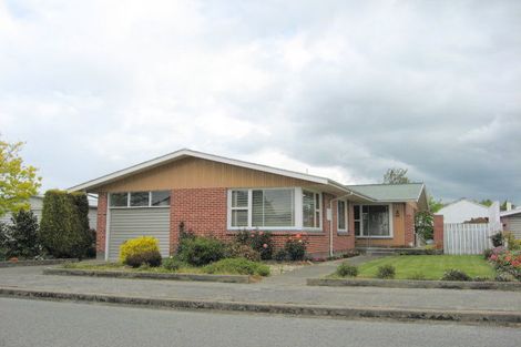Photo of property in 3 Weston Place, Rangiora, 7400