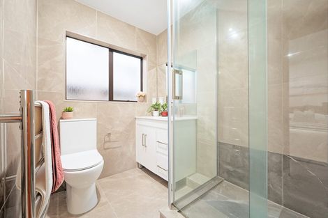 Photo of property in 2/27 Rata Street, New Lynn, Auckland, 0600