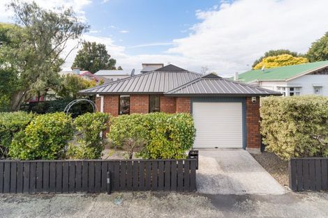 Photo of property in 3a Marne Street, Hokowhitu, Palmerston North, 4410