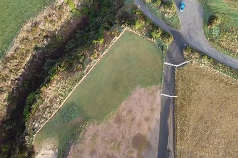 Photo of property in 8 Grandview Terrace, Orepuki, Riverton, 9881