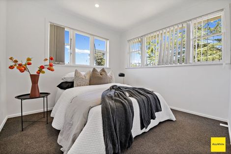 Photo of property in 2 Glengarry Road, Glen Eden, Auckland, 0602
