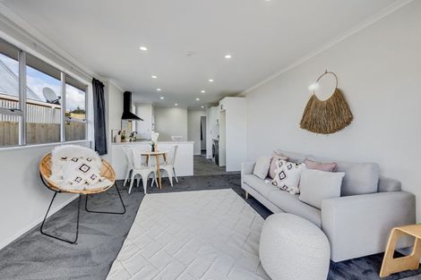 Photo of property in 2/56 Ward Street, Trentham, Upper Hutt, 5018