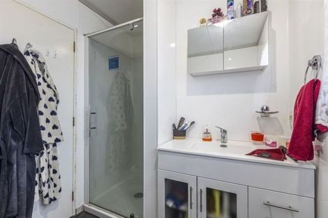 Photo of property in 16 Rosedale Crescent, Cloverlea, Palmerston North, 4412