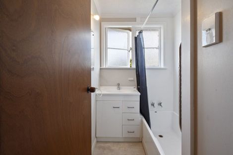 Photo of property in 30 Lower High Street, Marton, 4710