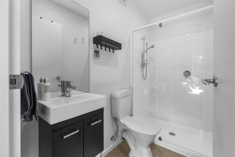 Photo of property in 9 Walnut Avenue, Strowan, Christchurch, 8052