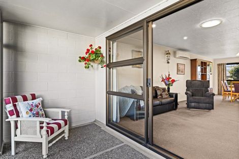 Photo of property in 2/400 Ikanui Road, Frimley, Hastings, 4120